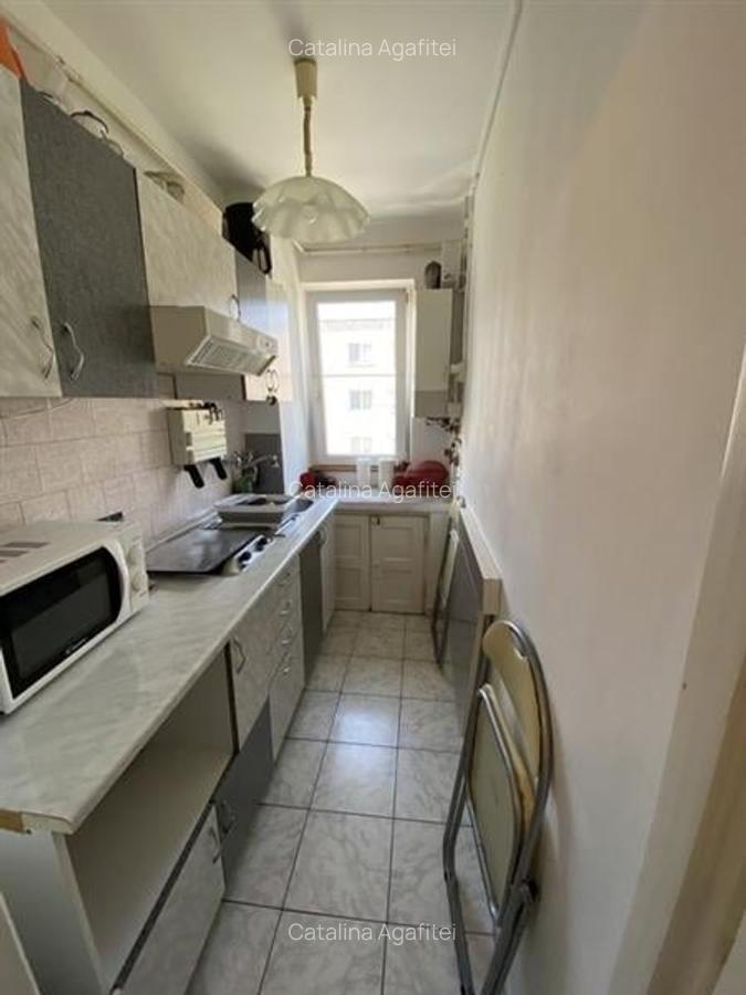 Apartament 2 camere, mobilat complet, etaj 3, cartierul Florilor - 4