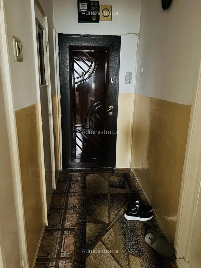 Apartament 3 camere Tractorul decomandat,114500 Euro - 6