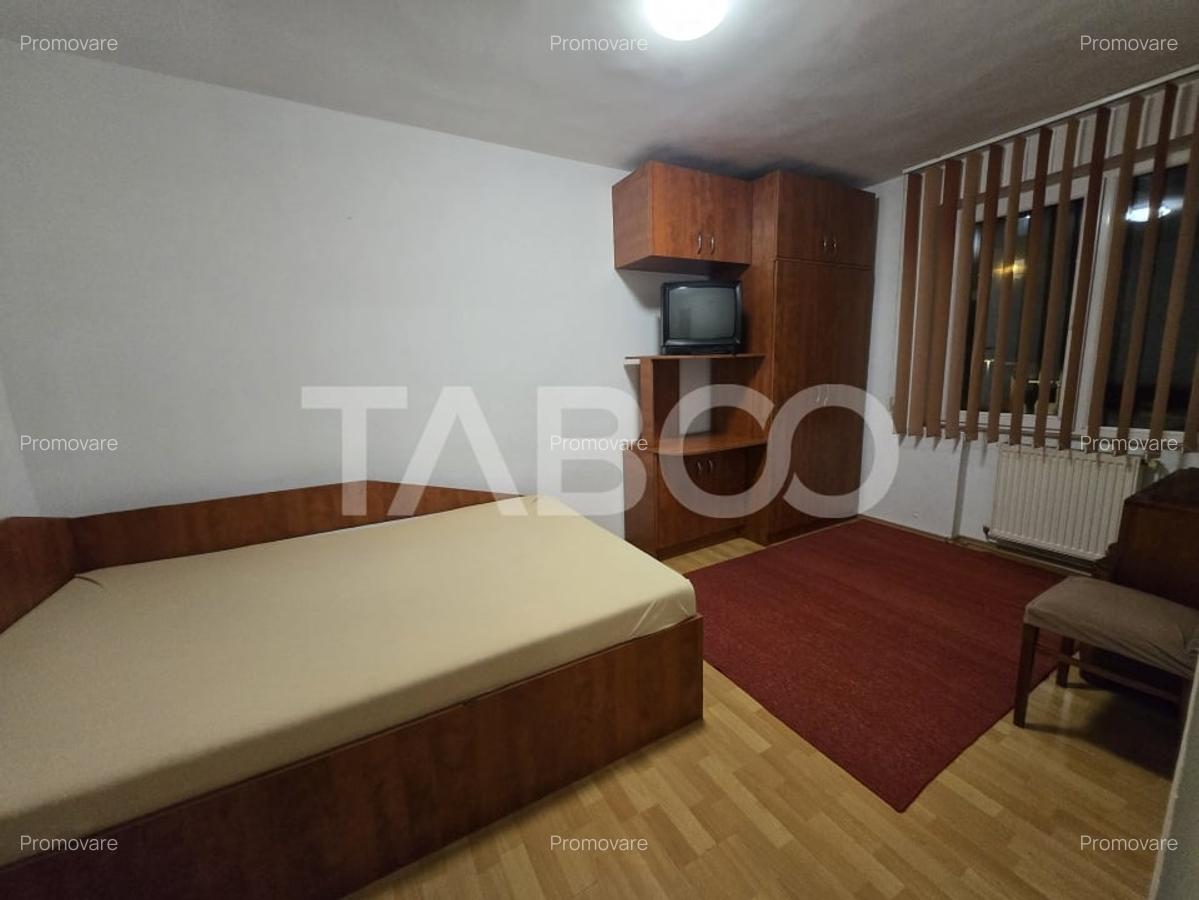 Apartament 2 camere de inchiriat decomandat 55 mp zona Terezian Sibiu - 3