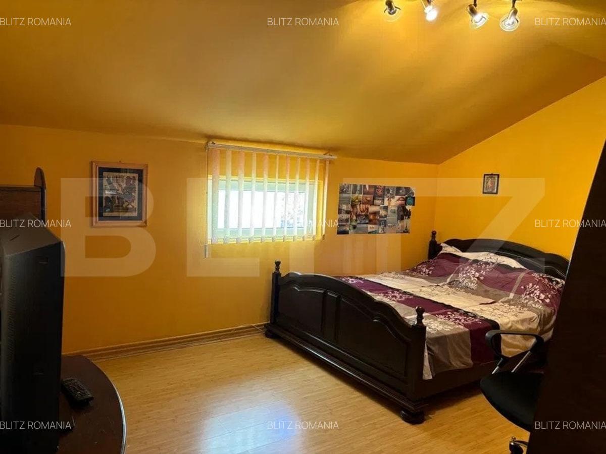Casa P+1 de vanzare, cu 4 camere, 180 mp, zona Micro 2 - 7