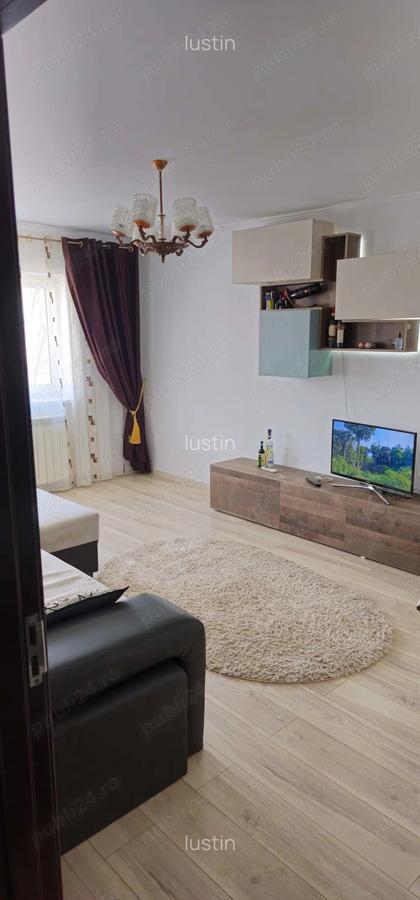 Persoana fizica vand apartament in Pacurari, Stradela Canta, decomandat, 2 camere 58 mp + 1 boxa - 2 Persoana fizica vand apartament in Pacurari, Stradela Canta, decomandat, 2 camere 58 mp + 1 boxa - 2