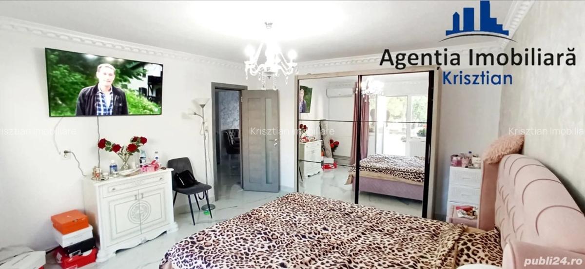 Apartament cu 3 camere de vanzare - Zona Micro 16 - 5
