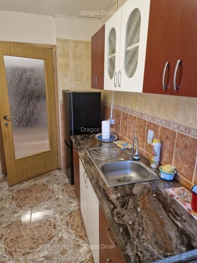 Garsonieră decomandată în Vitan - 13