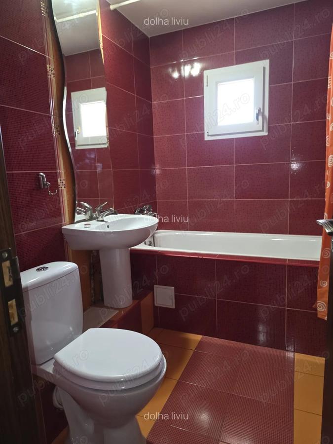 Vand apartament 3 camere decomandat - 9