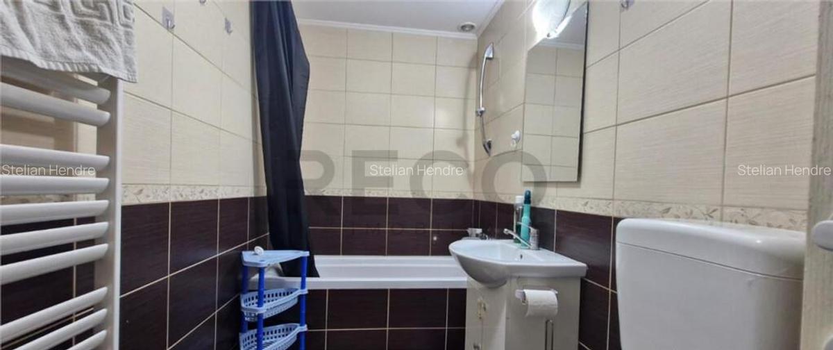 Apartament cu 4 camere in Oradea zona Iosia - 6