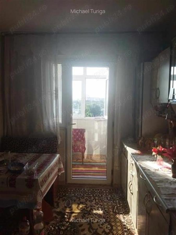 Vinzare 3 camere metrou Cringasi - 4