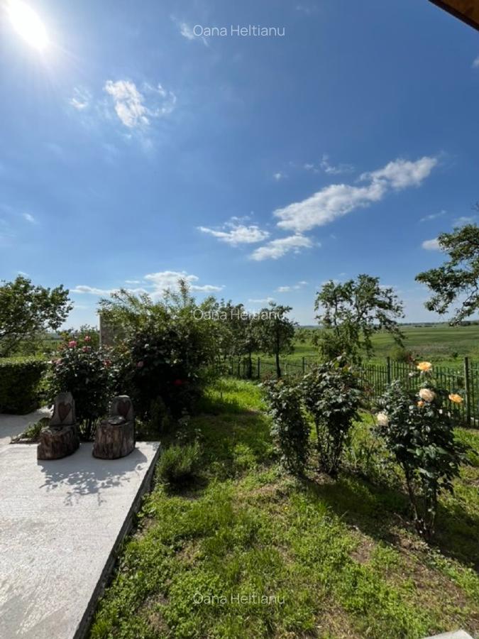 Casă îngrijită, teren generos, aproape de Bucuresti Vasilati, 80.000 negociabil - 8 Casă îngrijită, teren generos, aproape de Bucuresti Vasilati, 80.000 negociabil - 8