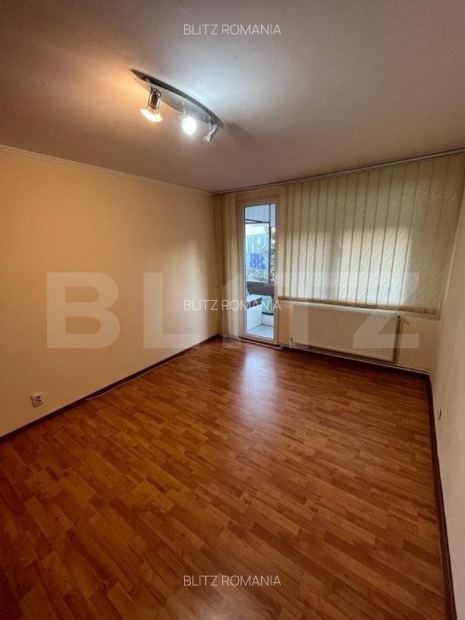 Apartament de vanzare , 40 mp , Zona Carpati I - 2