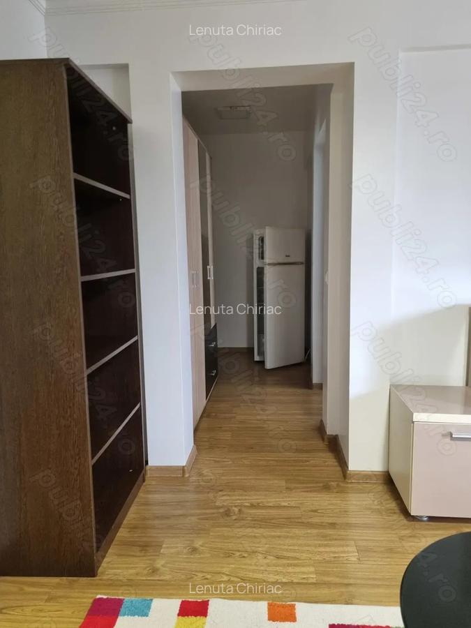 Proprietar vand apartament doua camere open space - 4