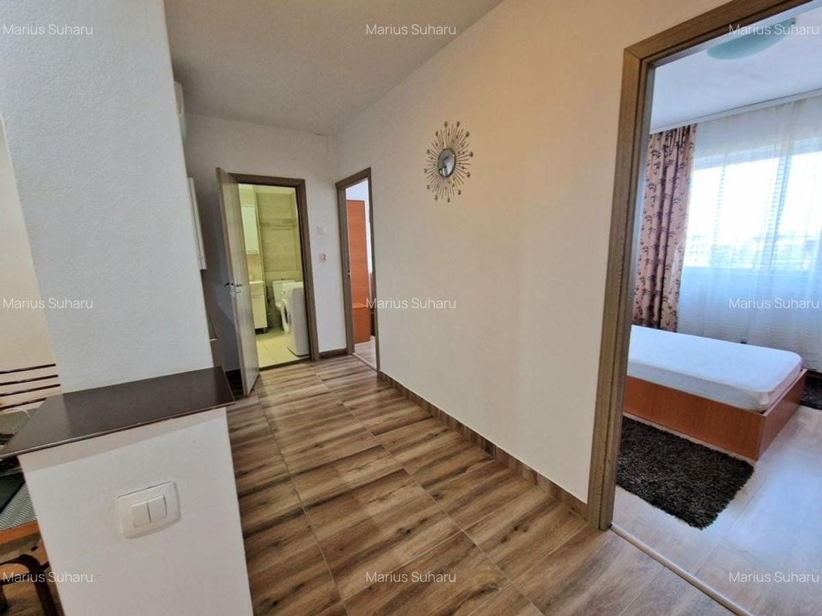 Apartament cu 3 camere semidecomandat, mobilat în Circumvalațiunii - 7