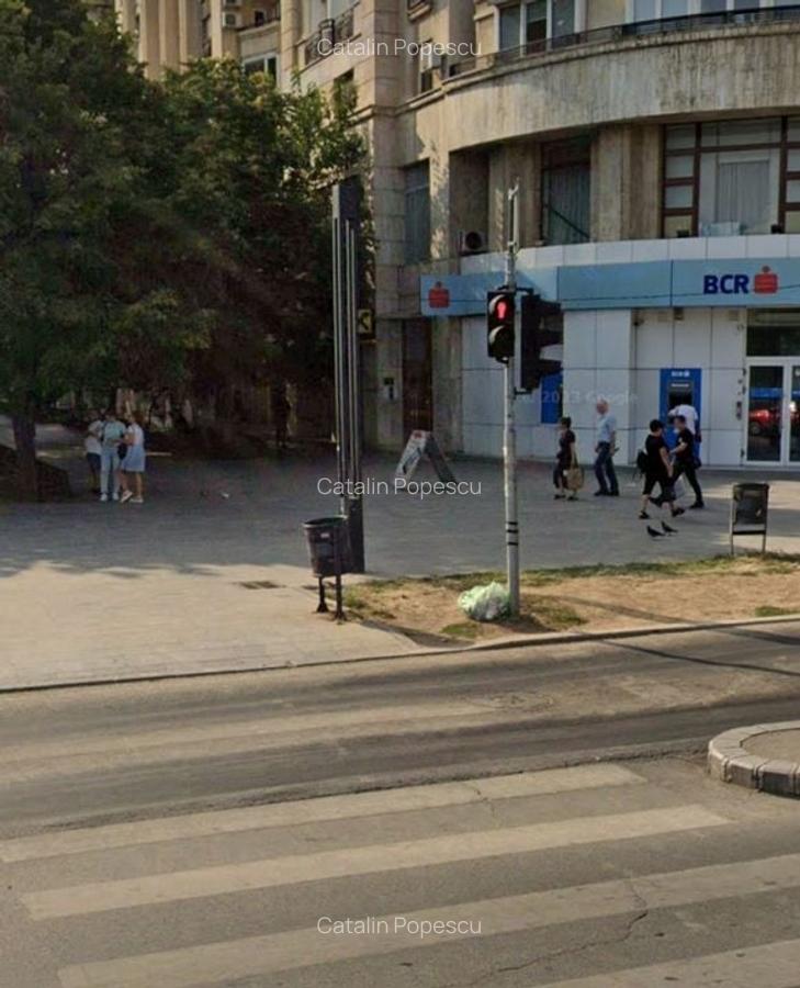 Spațiu comercial, 118 mp în P-ța Unirii - 2