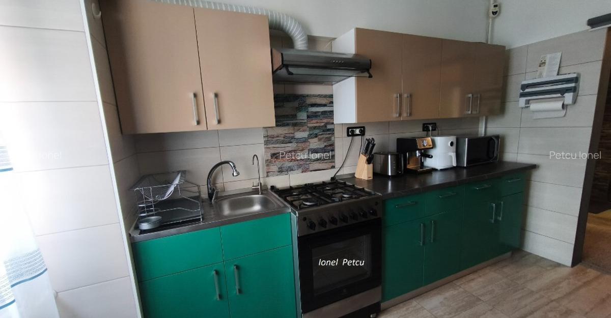 Bd. Lacul Tei - apartament 3 camere - 8