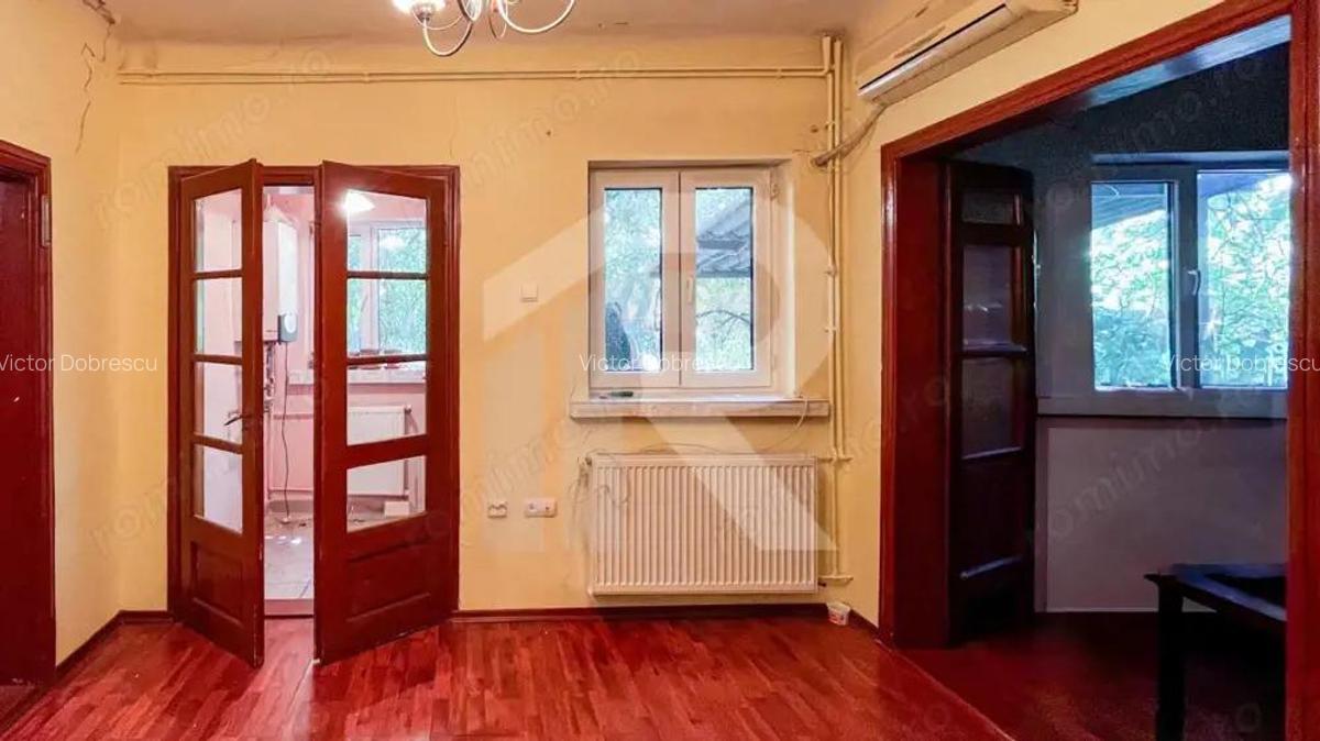 DE VANZARE TEREN + CASA in Dobroestiul (Vechi) - 2