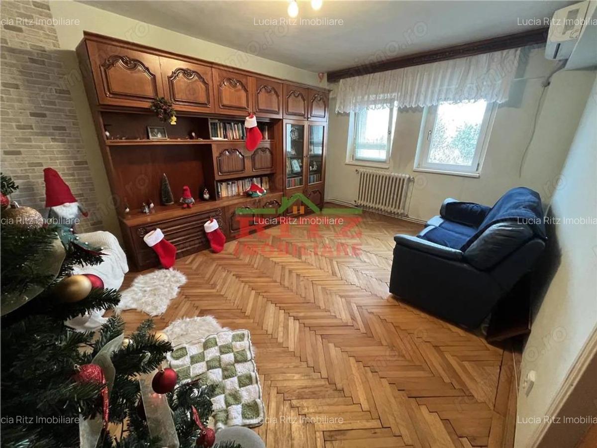 Nou! Ap. 3 cam., decom., et. 2, boxa, zona Scoala de Politie! - 2