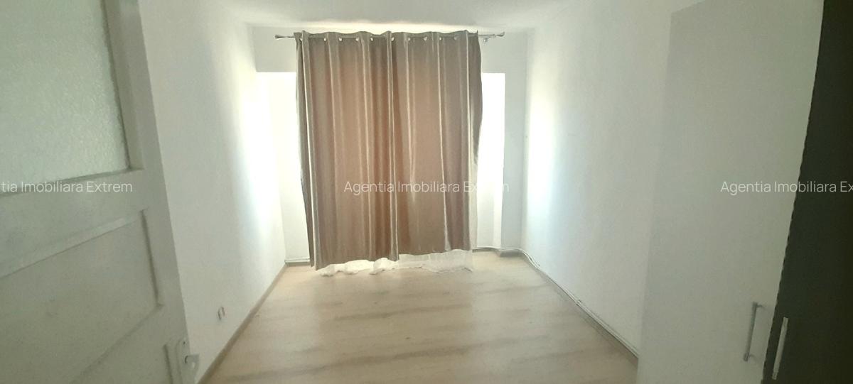 Apartament cu 4 camere 90mp, et. 4, în zona industrială Tecuci - 5