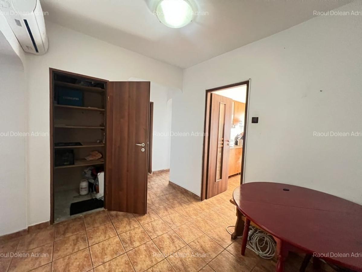 4 camere ,decomandat, 100 mp, 2 balcoane, str.Dorobantilor, Marasti - 16
