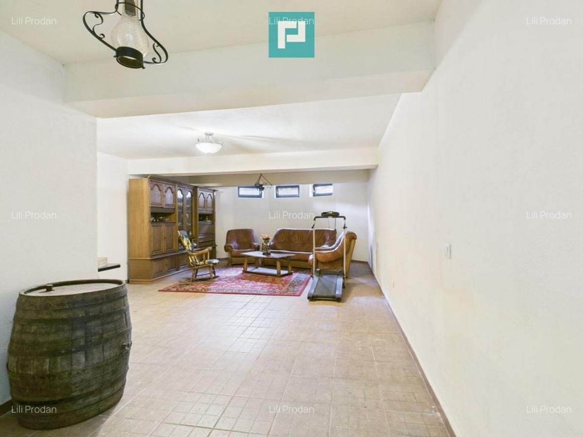 Casă 6 camere - Dumbrăvița - 9