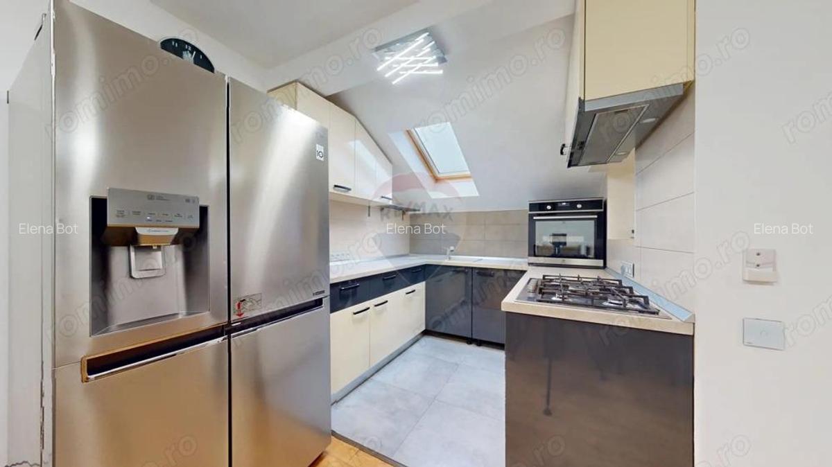 Vedere superba spre Bucegi, langa Castelul Cantacuzino ! Comision 0% ! - 1