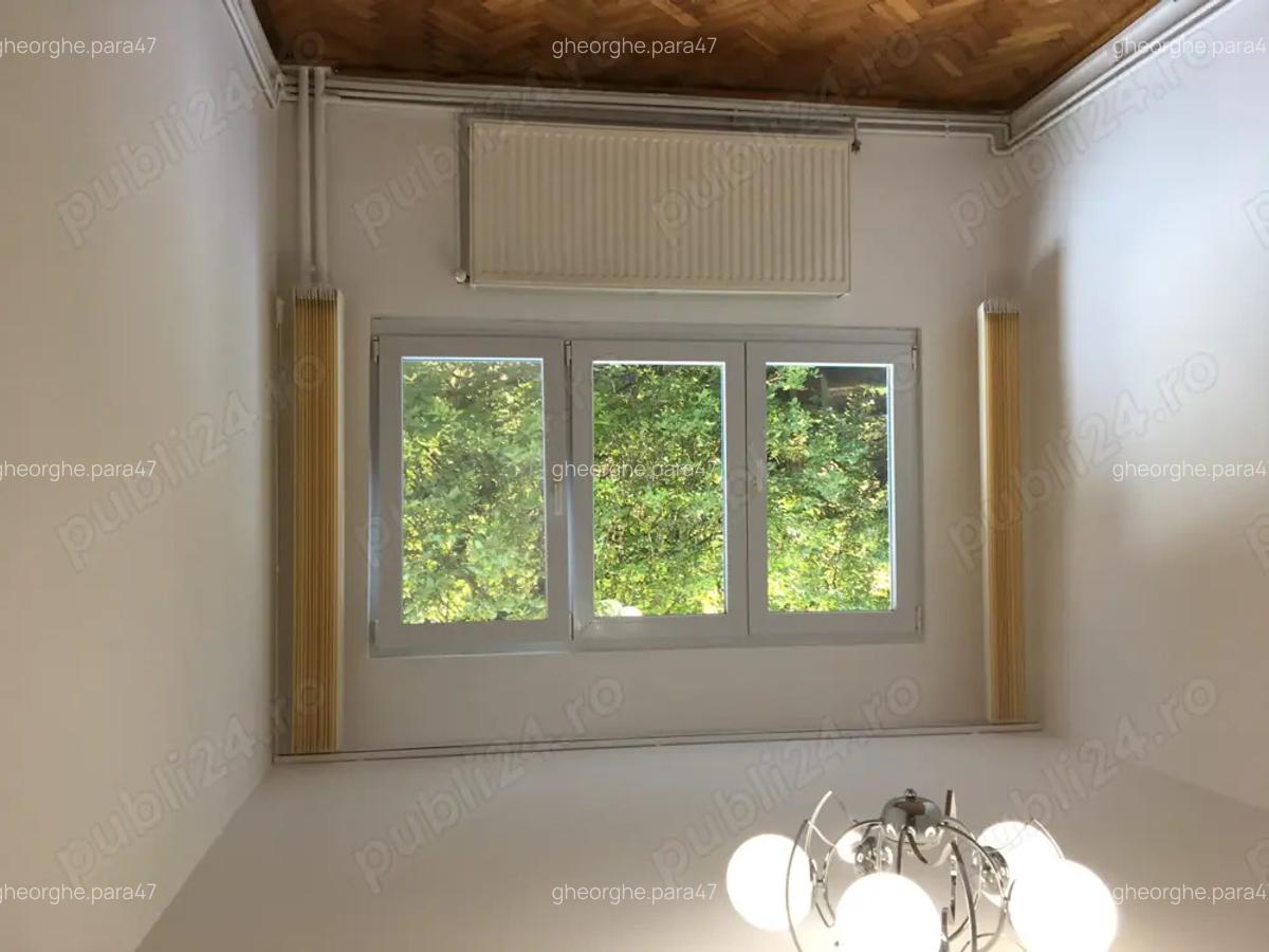 Inchiriez apartament 4 camere cu garaj si 2 boxe sub bloc - 2