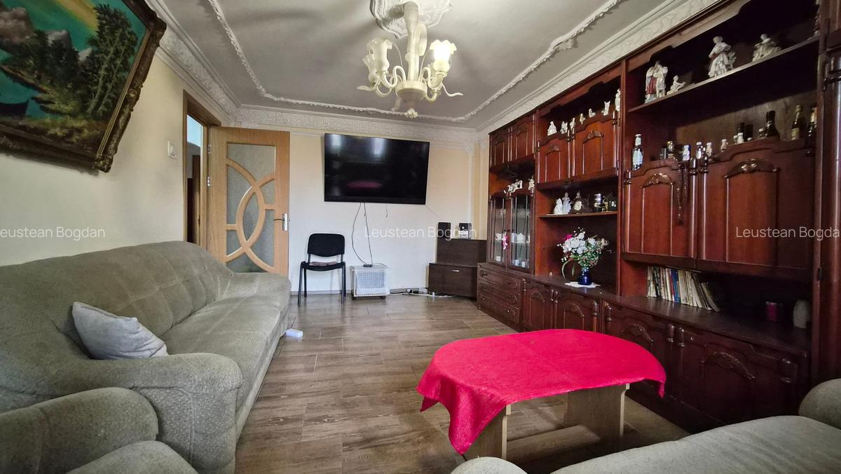 Km 5 - ap 3 cam , et 2/4 , partial mobilat (centrala gaze ) - 6