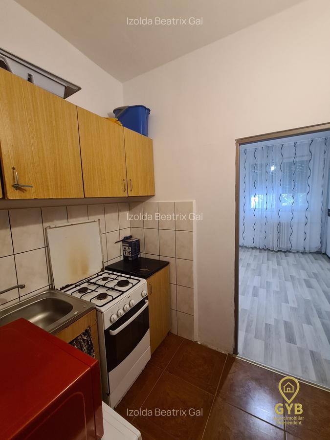 Garsoniera de vânzare-zona Decebal,  Splaiul Crișanei - 5