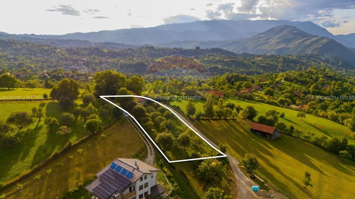 Teren intravilan cu PRIVELISTE UNICA |BRAN, BV| 3,000mp | COMISION 0 | - 3