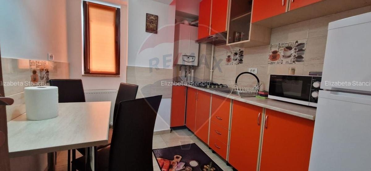 Apartament cu 2 camere de inchiriat termen lung Mamaia central - 2