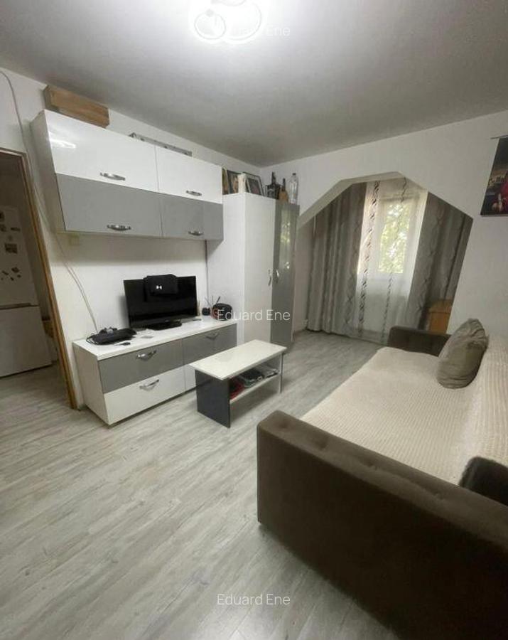 EXCLUSIVITATE Apartament 2 camere semidecomandat - 11