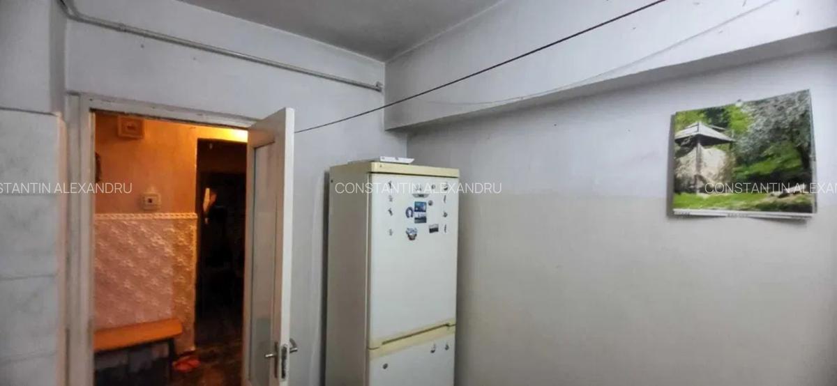 Apartament cu 3 camere in Micro 18 - 5