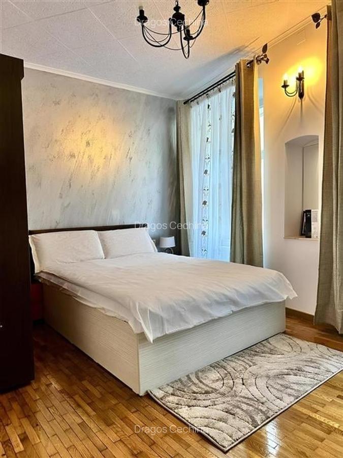 Apartament cu 2 Camere Ultracentral langa Piata Sfatului - 1