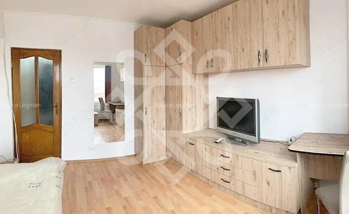 Apartament cu 1 camera de inchiriat, zona Decebal Oradea - 2