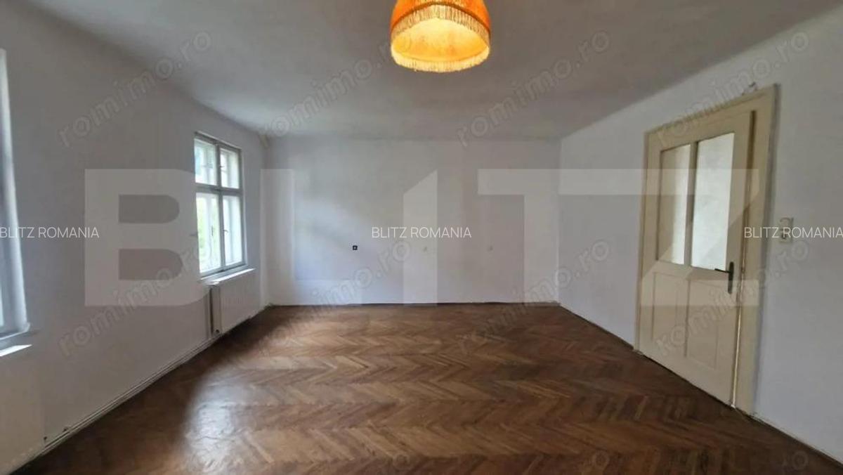 Apartament in casa, cu intrare si curte individuala, beci, pod, zona Mall Afi - 1
