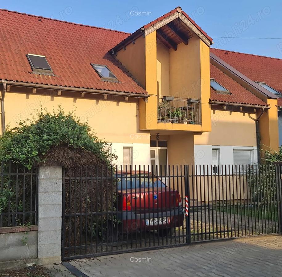 Triplex cu acces din 2 fronturi,parter,mansarda inalta+pod,175mp,teren 300mp - 1