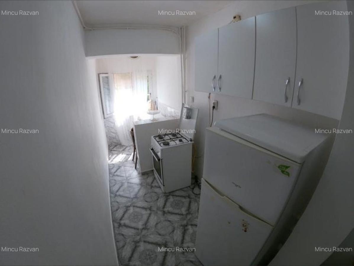 Garsoniera 260 Euro Vitan Auchan Titan Disponibila 1 Octombrie  35mp vezi Video - 3