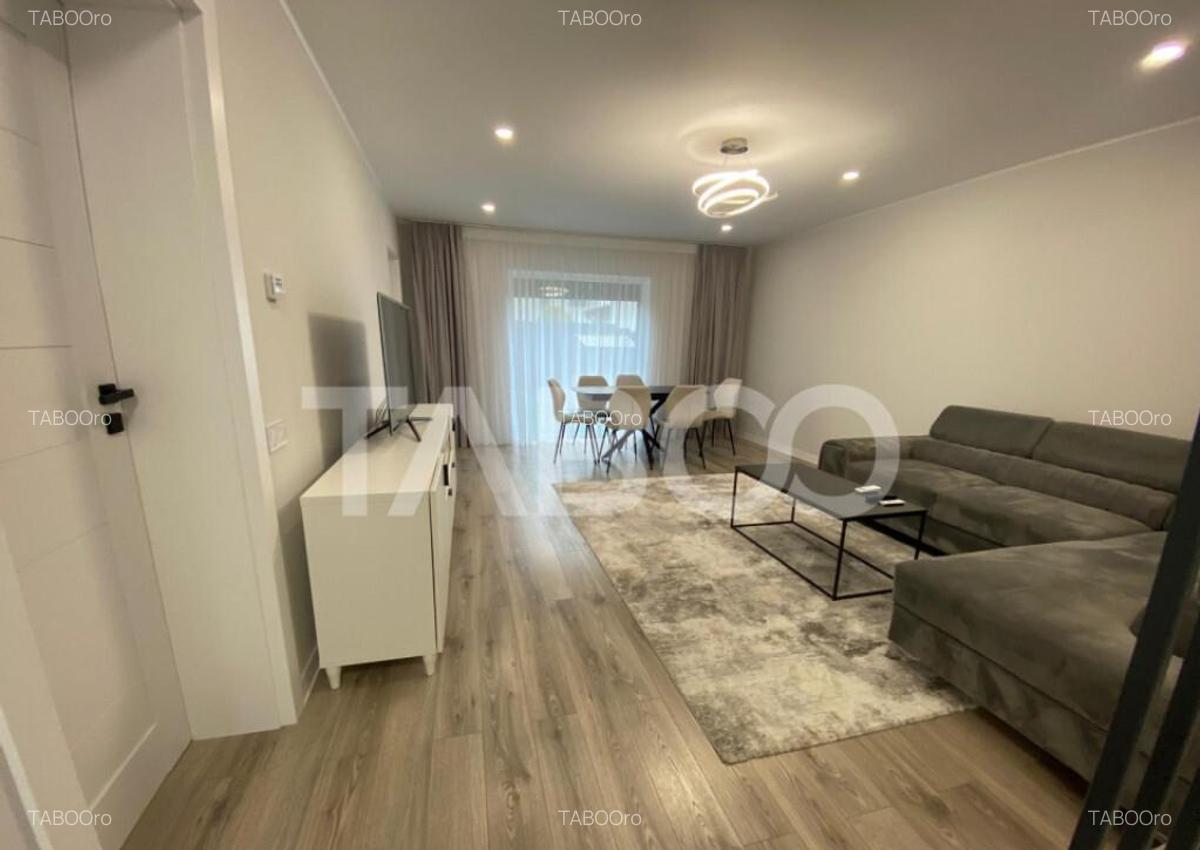 Casa tip duplex complet utilata singur in curte cu loc de pa - 15