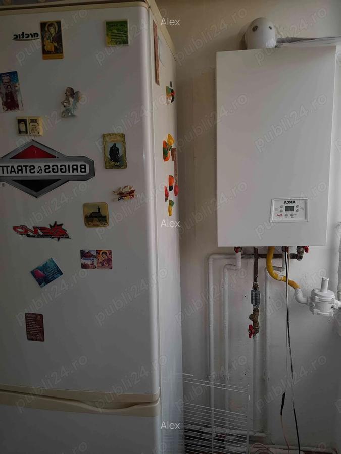 Vand apartament cu 3 camere - 1