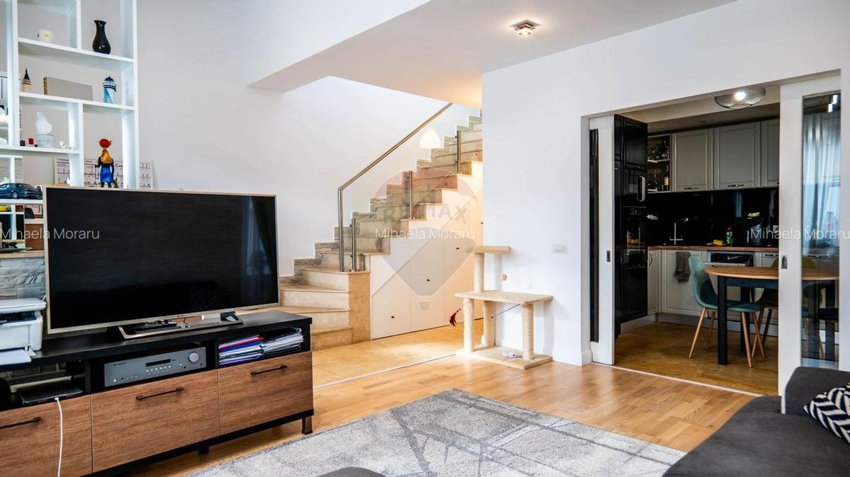 Vanzare - vila 4 camere de complet mobilata, str. Caisului - Dobroesti - 2