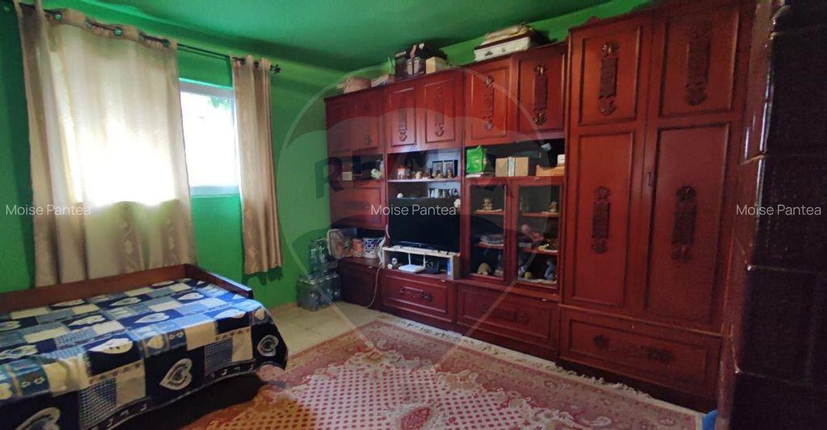 Casa cu 4 camere si teren de vanzare in com. Husasau de... - 1