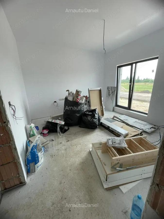 Casa Individuala pe parter in Mosnita, Toate Utilitatile, Drum asfaltat 190.000 e - 6