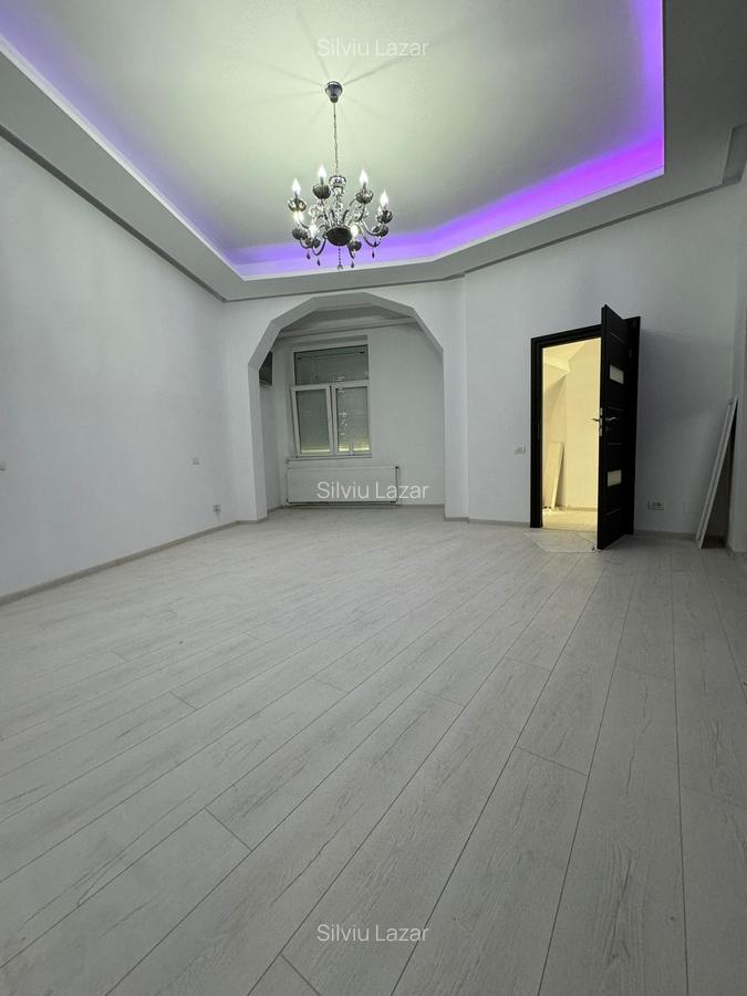 10 Minute Metrou Universitate | Apartament spațios de 101 mp | Parter Inalt - 2