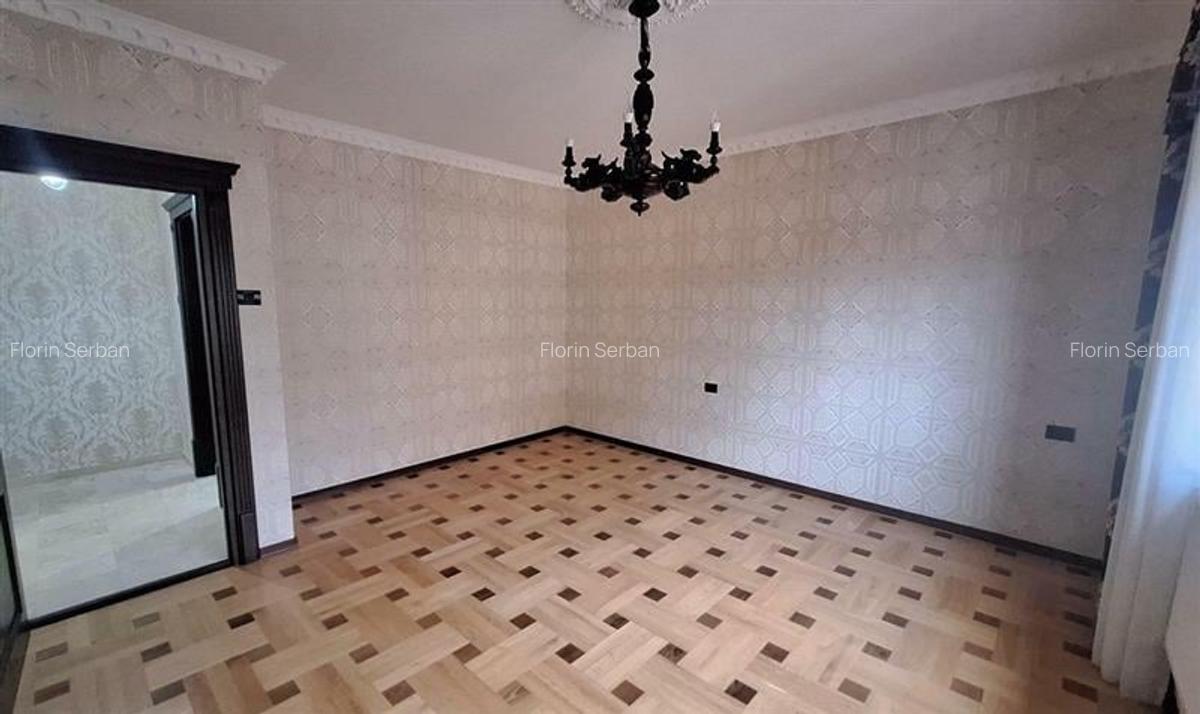 Vanzare apartament 4 camere Primaverii - 3