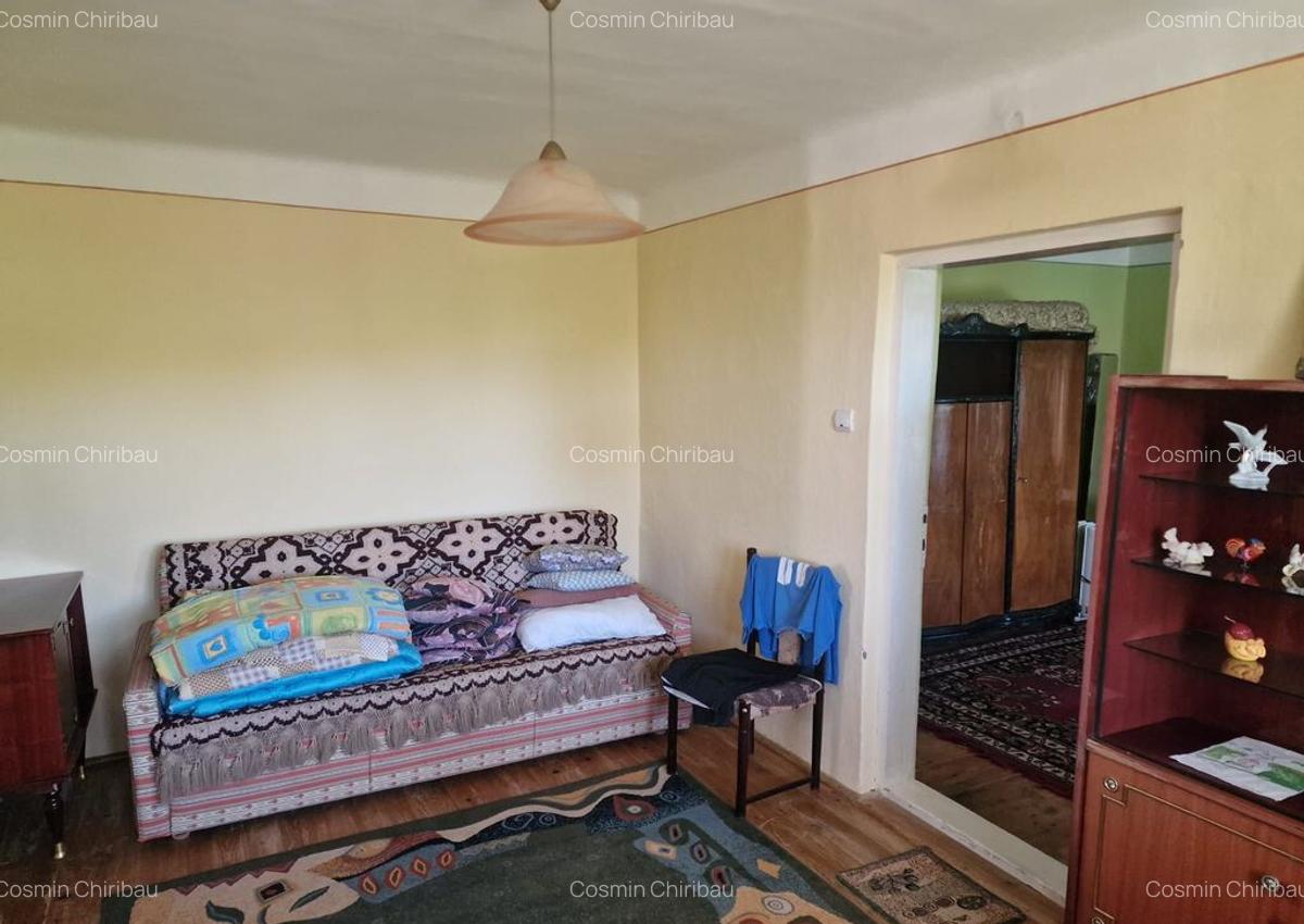 Casa in mediu rural cu teren - 9