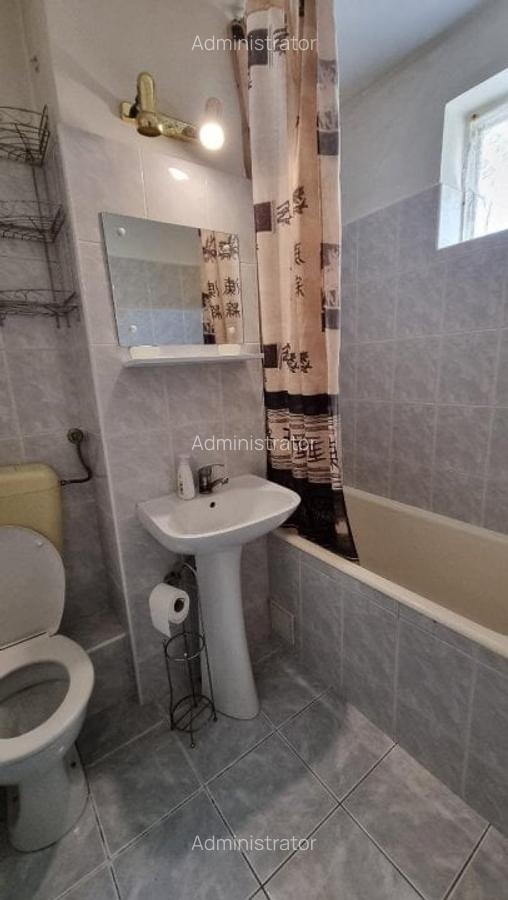Apartament 2 camere decomandate Centru etaj 3 - 8