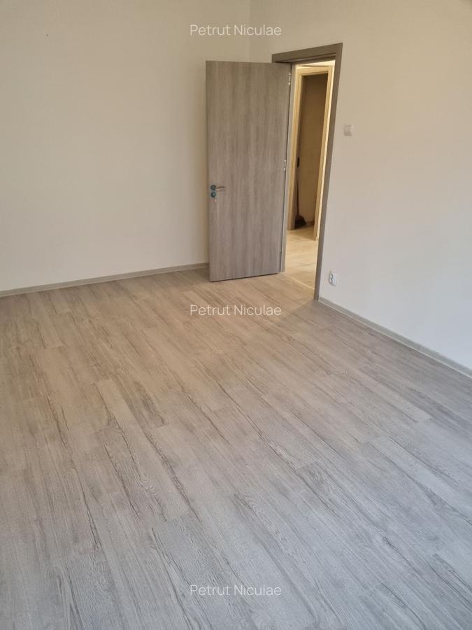 TINERETULUI PIATA NORILOR AP 3 CAM RENOVAT NEMOBILAT, BUCATARIE MOBILATA/UTILA - 3