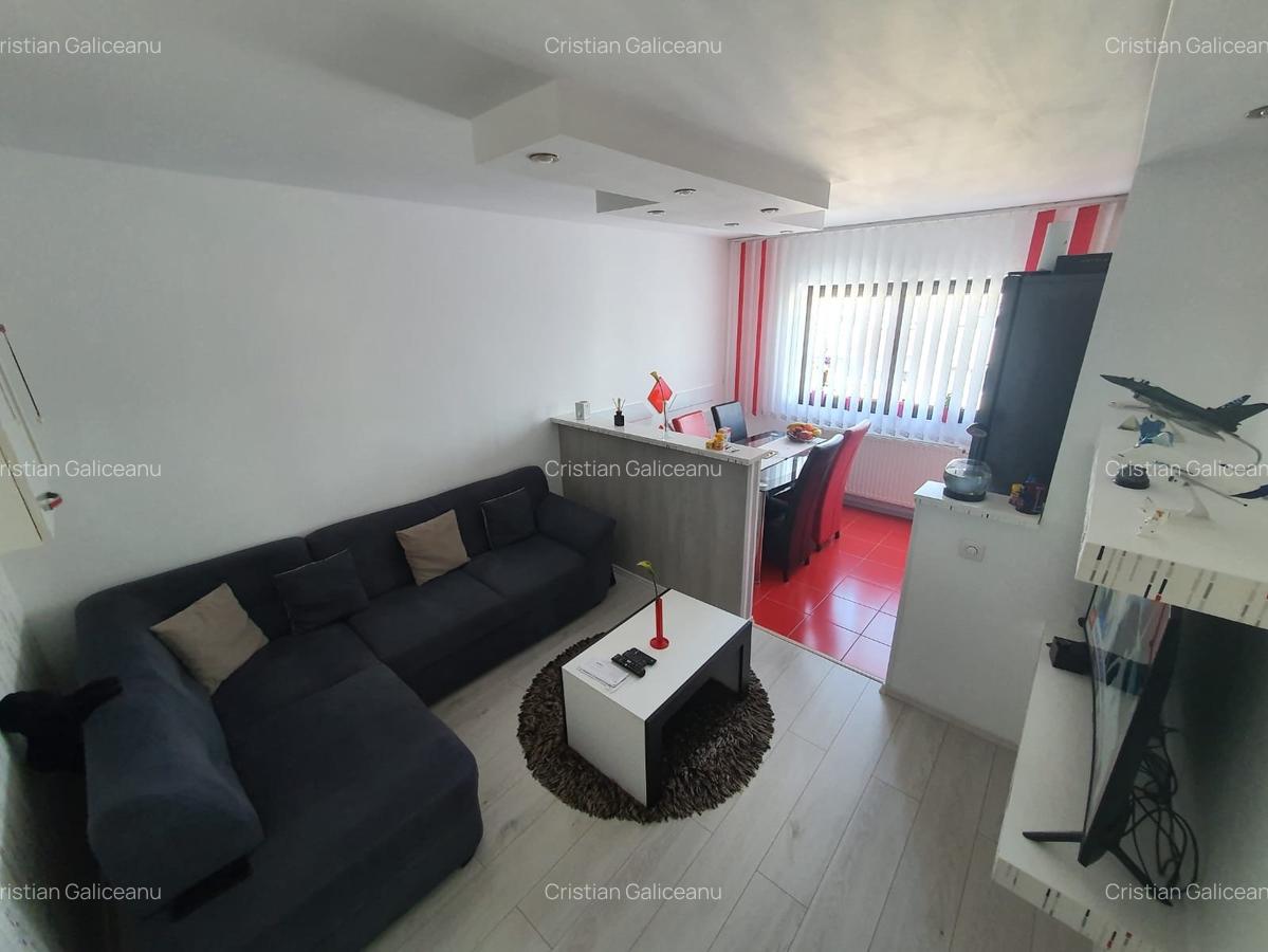 Apartament cu 3 camere decomandat, mobilat în Triaj - 1