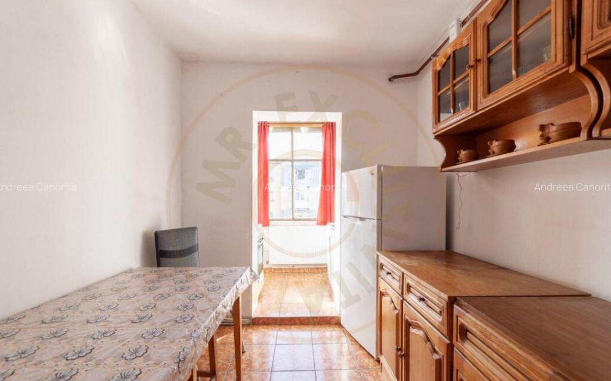 Apartament de 3 camere Campulung zona Visoi - 9