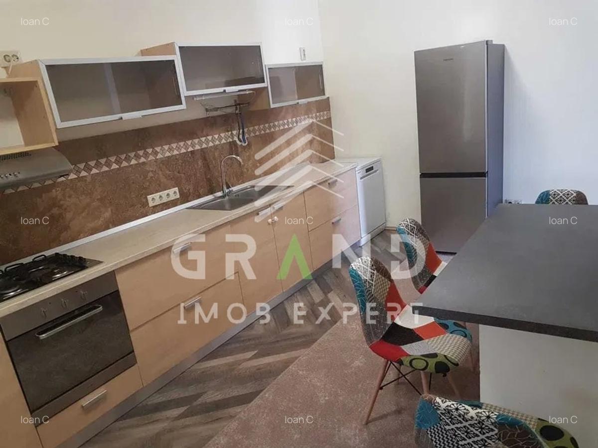 Apartament cu 3 camere semidecomandat, mobilat în Zorilor - 2