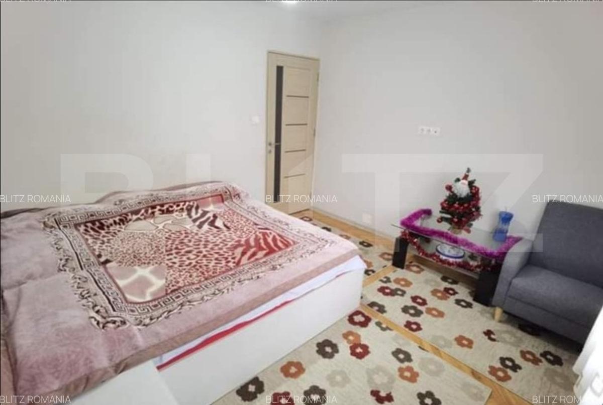 Apartament de 3 camere, decomandat, Rogerius - 2