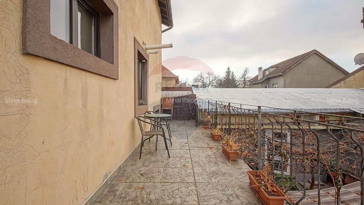 Casa / Vila cu 12 camere de vanzare in zona Astra - 17