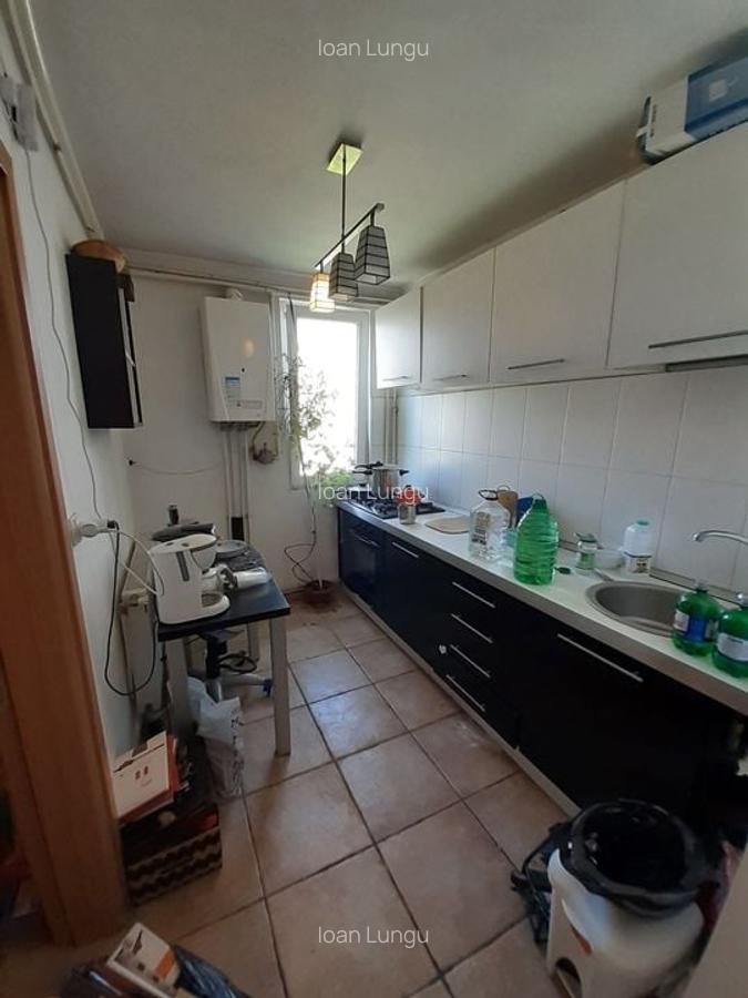 Berceni Bd. Al. Obregia 2 camere decomandat mobilat utilat, luminos - 13